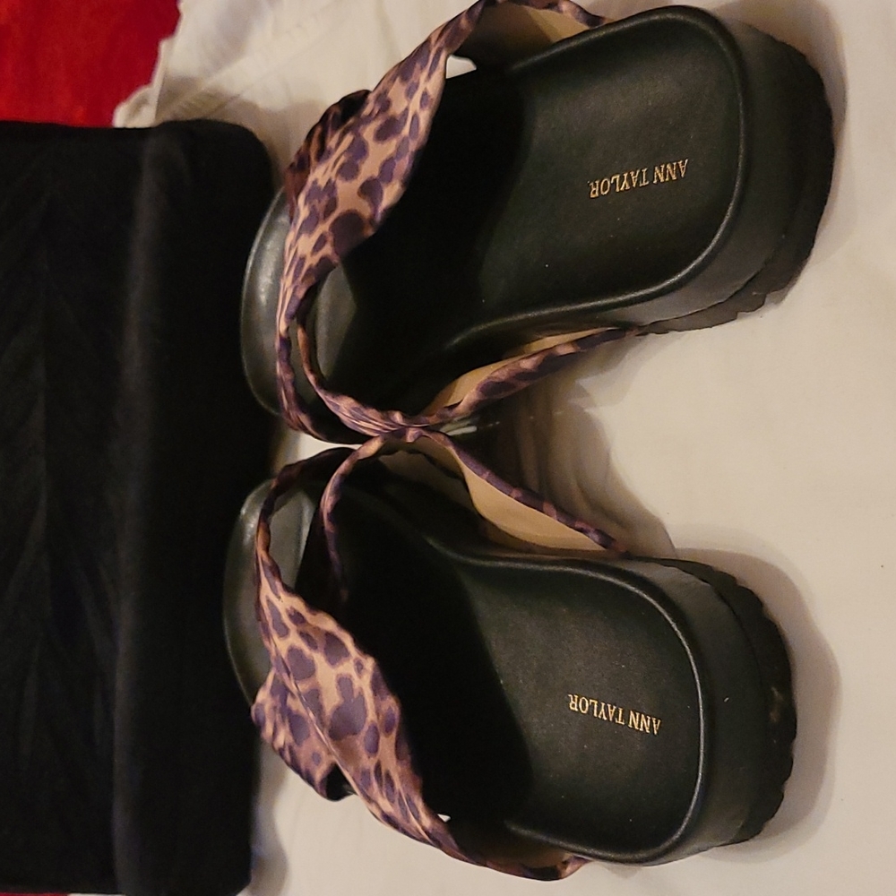 ann taylor slides size 9 - Picture 3 of 6